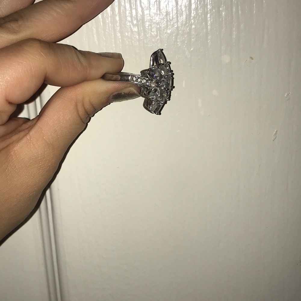Ring - Picture 2 of 3